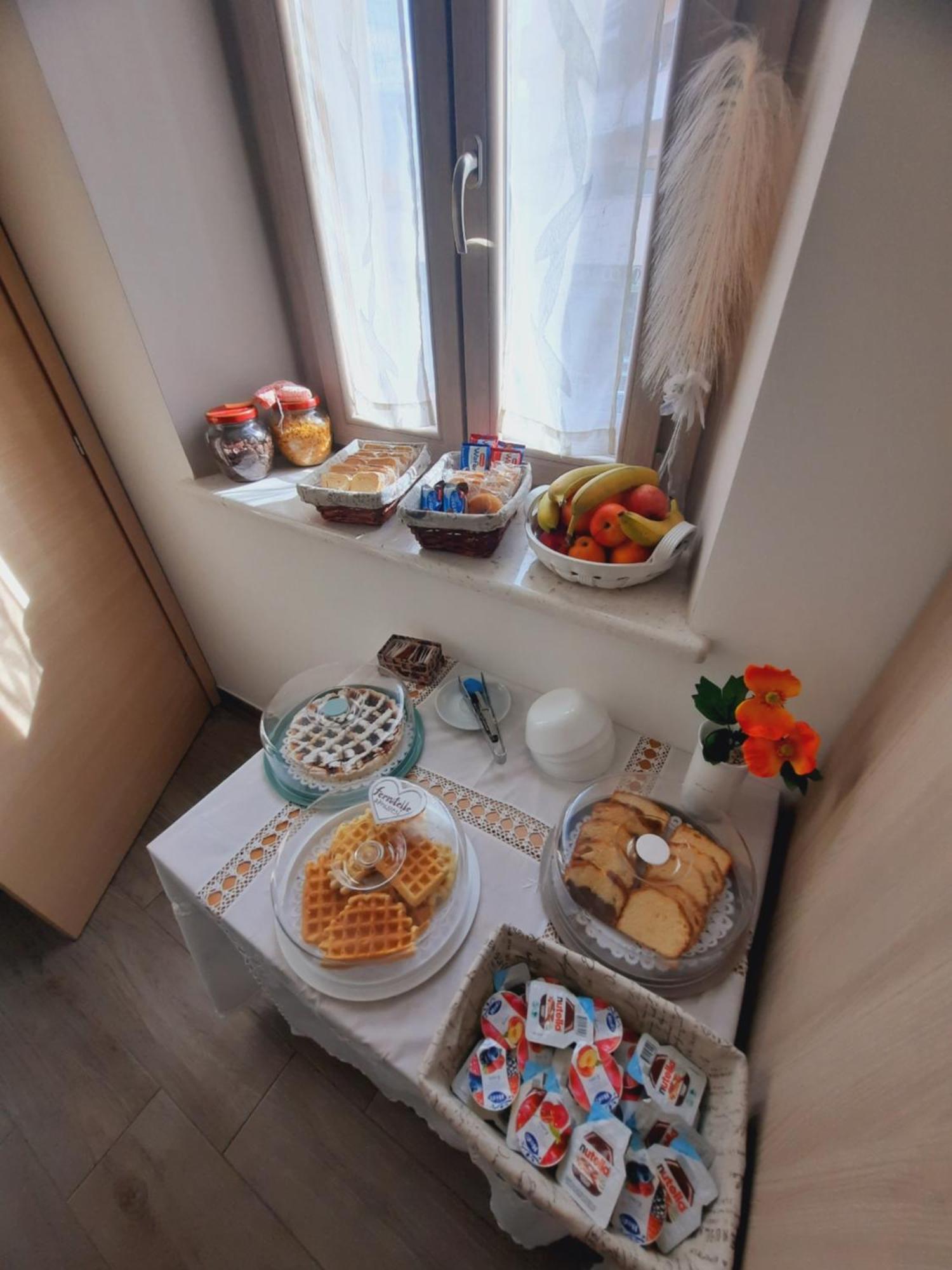 B&B Solimo Сулмона Екстериор снимка