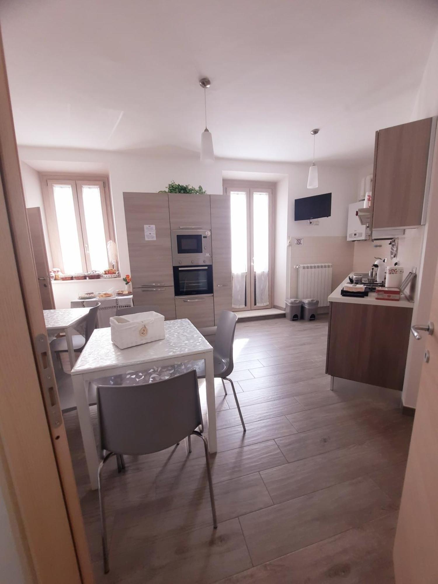 B&B Solimo Сулмона Екстериор снимка