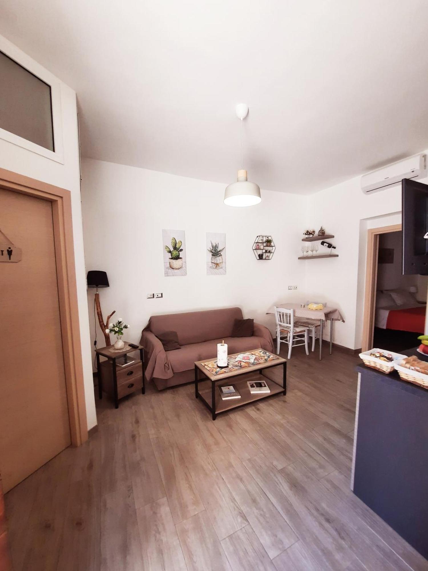 B&B Solimo Сулмона Екстериор снимка