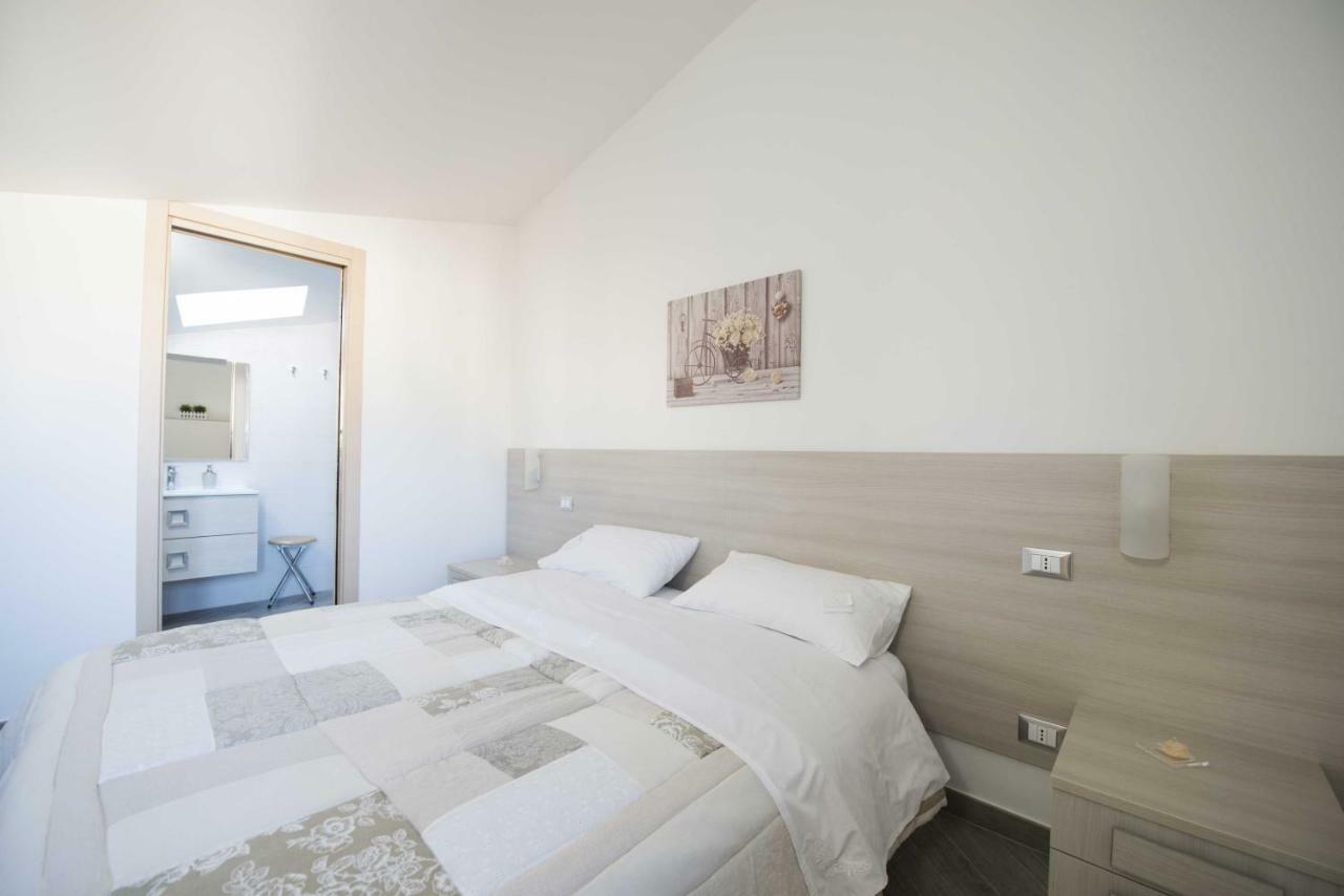 B&B Solimo Сулмона Екстериор снимка
