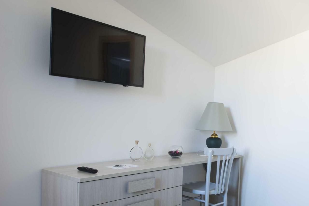 B&B Solimo Сулмона Екстериор снимка